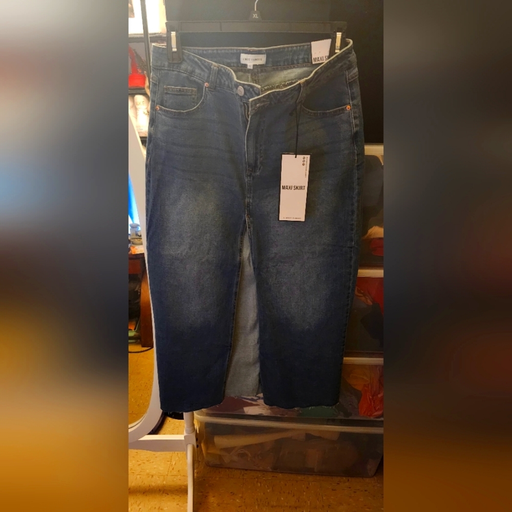 Brand New SIZE Large Maxi Jean skirt.